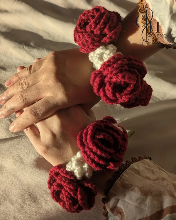 Classic Red & White Crochet Gajray – Handmade Festive Wrist Pair